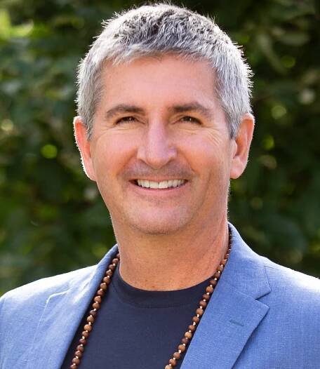 Headshot - Neil Pearson