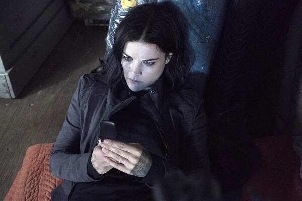 Mrtvý bod - I Came to Sleigh - Z filmu - Jaimie Alexander