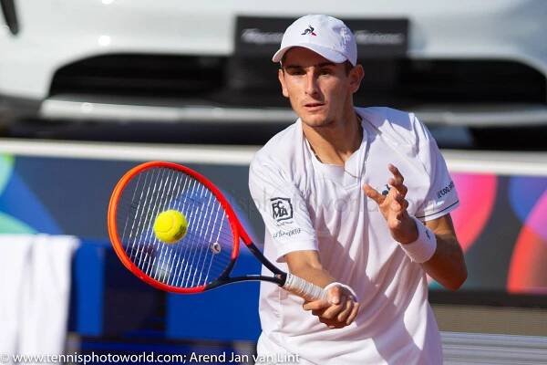 Jiri Lehecka out of the tournament in Umag ‹ TennisPhotoWorld.com