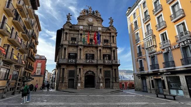 Mudanzas de Barcelona a Pamplona