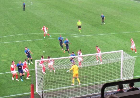 OBRAZEM: Strakoničtí fanoušci Slavie Praha nevynechali ani Evropskou ligu