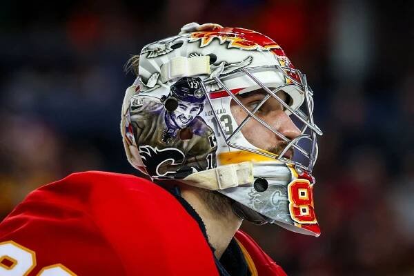 Video: Neprůstřelný Vladař brankoviště věnoval svůj výkon zesnulé hvězdě Flames