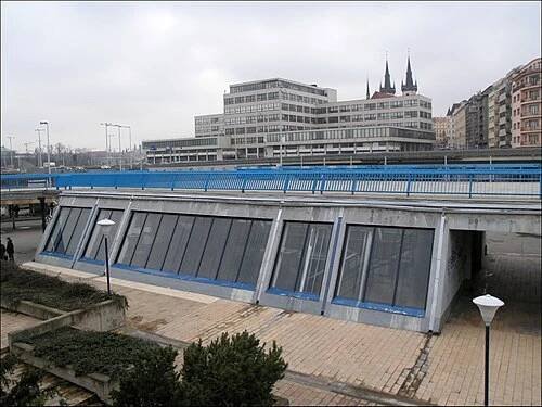 Vltavská (stanice metra) – Wikipedie
