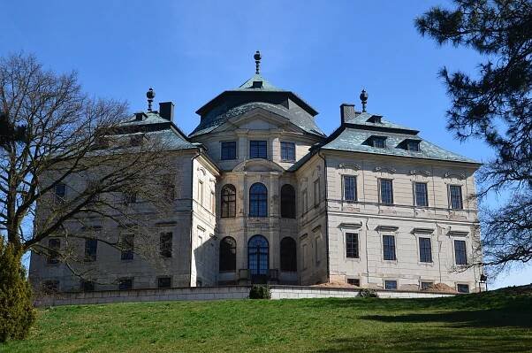 Zámek Karlova Koruna - České hrady a zámky
