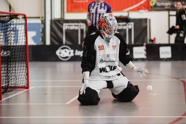 Florbal žen na Tatranu Střešovice | Michal Křenek - svatební fotograf | Svatební a sportovní fotograf