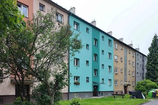 Bydlení: Sen nebo realita? Mladí bez šancí, ceny šplhají do nebes