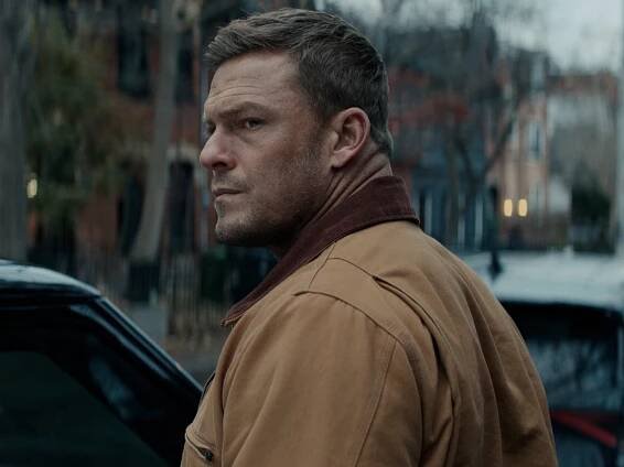 Reacher - Bankomat - Z filmu - Alan Ritchson