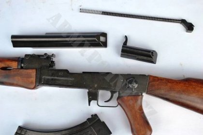 Replika samopalu AK-47 Kalašnikov pevná pažba | Armyshop, vojenská výstroj, znehodnocené zbraně a munice, vo
