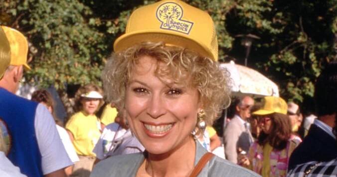 The untold story of Leslie Easterbrook – this is her today – Top Flash News
