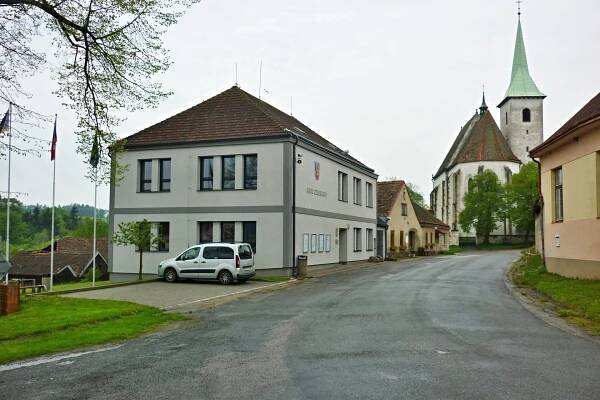 Cizkrajov - obecní úřad foto 1