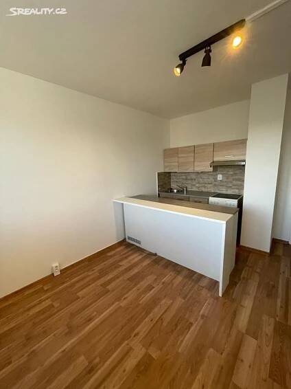 Pronájem bytu 1+1 42 m², Sídliště, Cvikov - Cvikov II
