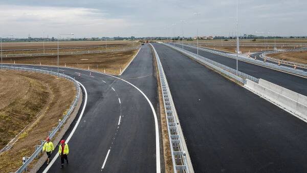 Téma: Dopravní infrastruktura - Hospodářské noviny (HN.cz)