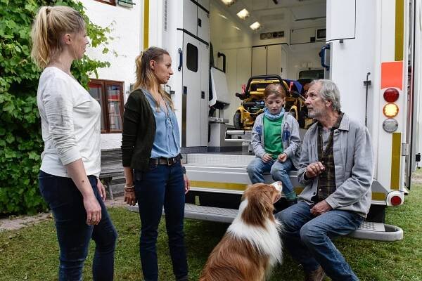 Christine Eixenberger, Jytte-Merle Böhrnsen, Luise Gleich, Julia Gleich, Peter Prager - Marie fängt Feuer - Schattenhaft - Z filmu