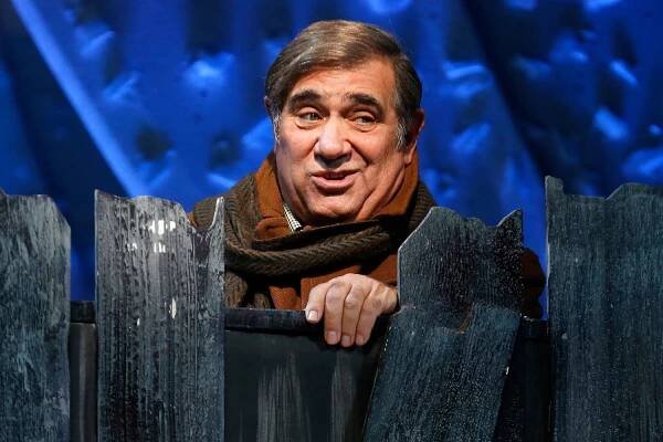 Dan Lauria, here portraying Jean Shepherd in “A Christmas Story: The Musical,” reveals his own holiday traditions.