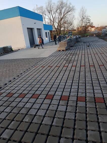 Autoservis – Bánov – Uherskobrodská stavební s. r. o.