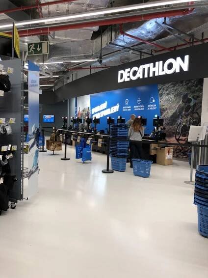 Přání do nového roku a Decathlon malířské práce | Kapitán Praha s.r.o.