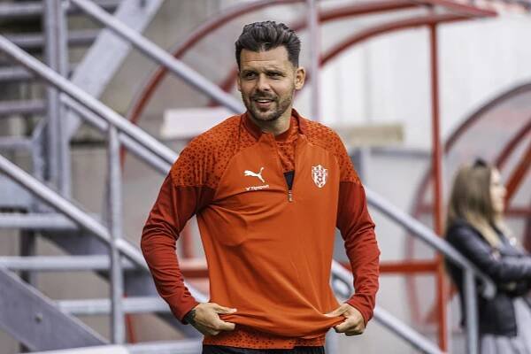 FC Spartak TrnavaVIDEO: Tréner Michal Ščasný a kapitán Roman Procházka pred BK Häcken - FC Spartak Trnava