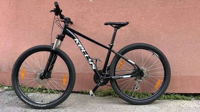 Prodám horské kolo Kellys Spider 50, 27,5``, model 2022/2023 za 10 000 Kč