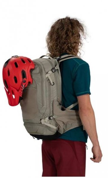Osprey Escapist 25l S/M turistický i cyklistický batoh s pláštěnkou