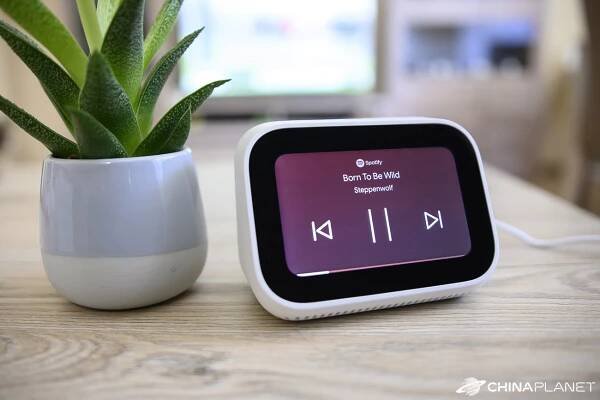 Recenzia Xiaomi Mi Smart Clock - inteligentné hodiny s Google Asistentom