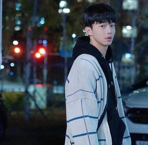 tomystar.official - Instagram - Kim Kang-min