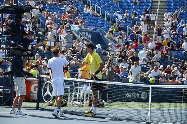 Soubor:Volandri and del Potro handshake.jpg – Wikipedie