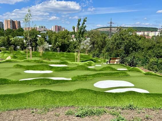 Pozvánka: areál Bowling Brno představil již 3. hřiště na adventure golf! Stavte se ho vyzkoušet! | www.coolbrnoblog.cz