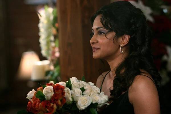 Pohotovost - Ne - Z filmu - Parminder Nagra