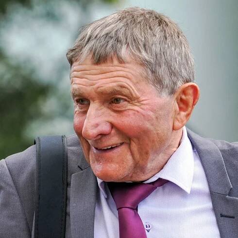 Josef Váňa se zřejmě stane poslancem. Žokej nahradí senátorku Mračkovou Vildumetzovou