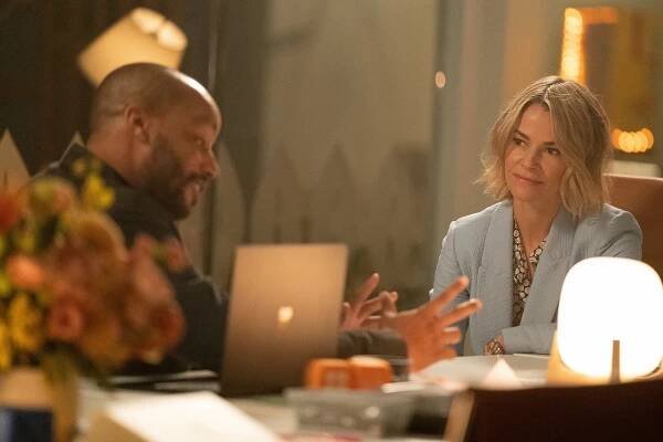 Láska je láska: Generace Q - Lake House - Z filmu - Donald Faison, Leisha Hailey