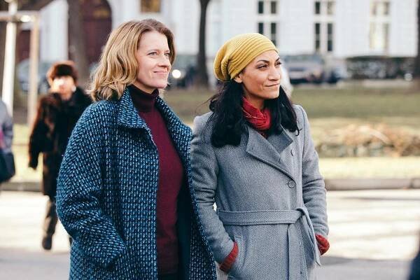 Zač nás trestáš? - Z filmu - Caroline Peters, Alev Irmak