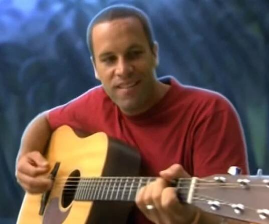 Jack Johnson Biography - Facts, Childhood, Family & Achievements of Singer-songwriter