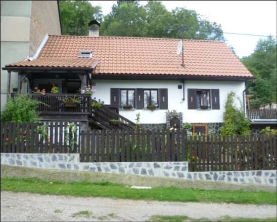 PRODÁNO: RD Hrušov