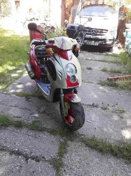 Kingway, Jonway. Juki skůtr 50ccm