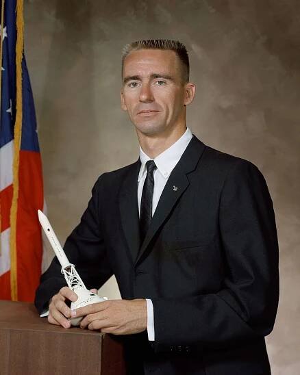 Walter Cunningham - Wikiwand