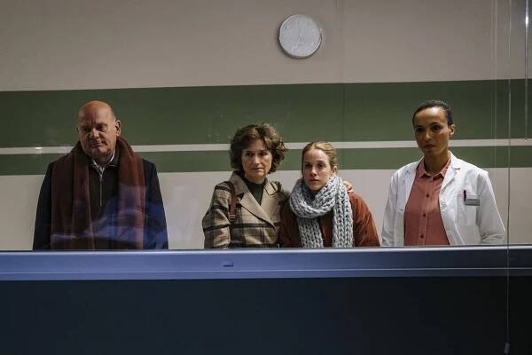 Ulrich Gebauer, Victoria Trauttmansdorff, Paula Kalenberg, Sabine Pfeifer - Last X-mas - 24 Tage für die Liebe - Z filmu