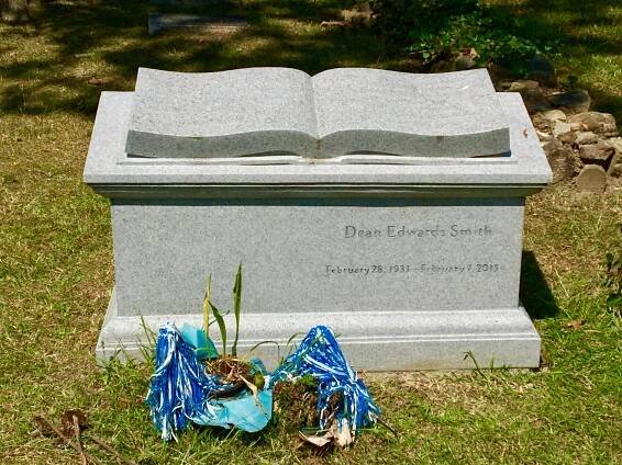 Larger memorial image loading...