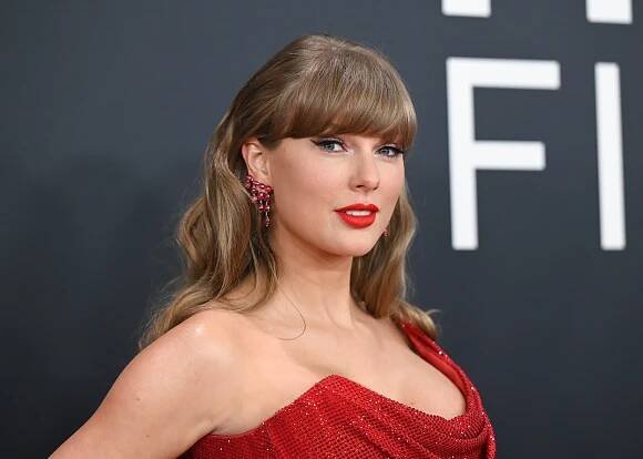 Taylor Swift Is a Confirmed Sourdough Girlie & These Are the Unique Flavors She Loves to Make