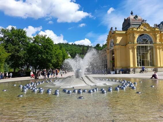 Výlet do Mariánských Lázní, Zpívající fontána 2022
