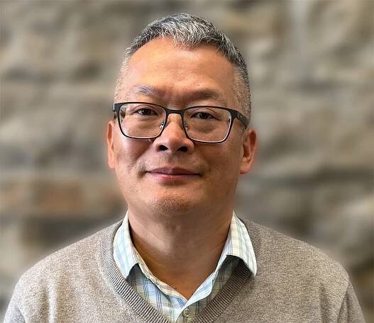 Zhengxiao (Roy) Yang