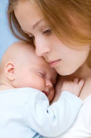 Nezletilé matky aneb Může dítě vychovat dítě?