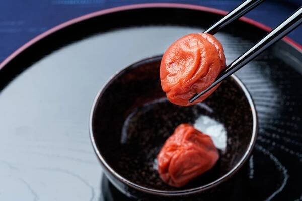Umeboshi Health Benefits - 10 Reasons to Eat Pickled Plum