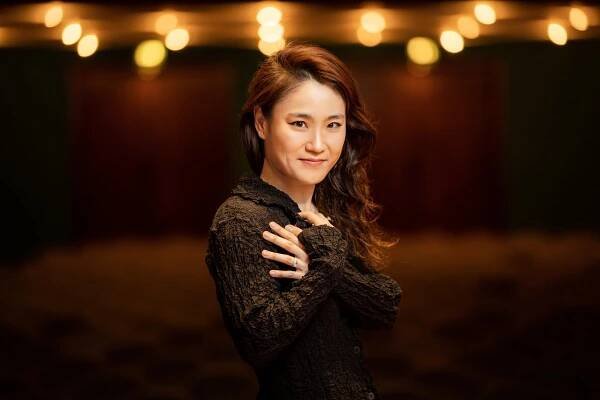Han-Na Chang Conductor Official Website