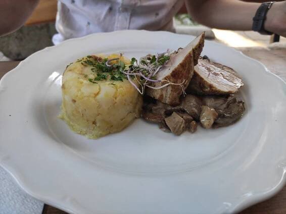 HOSPUDKA U KORUNKY, Lednice - Restaurant Reviews, Photos & Phone Number - Tripadvisor