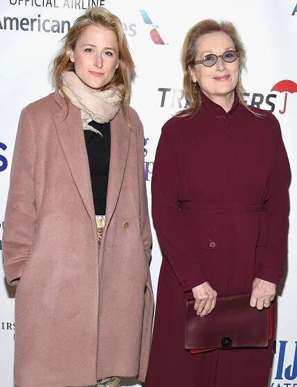 Famous Mothers and Daughters: Kate Hudson, Goldie Hawn and More!