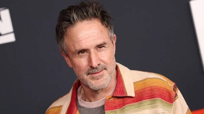 David Arquette se jako bývalý wrestler zúčastnil premiéry nového WWE Monday Night RAW 