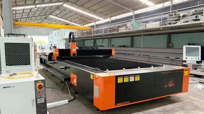 Bàn giao máy cắt Laser 4000W tại Công ty TTP
