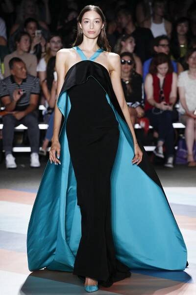 Christian Siriano Spring 2017 Ready-to-Wear Fashion Show | Fashion show, Couture fashion, Dreamy dress