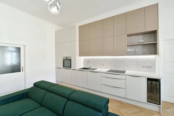 Korunní, Vinohrady - Praha 2 | Pronájem, Byt 3+kk, 92 m²
