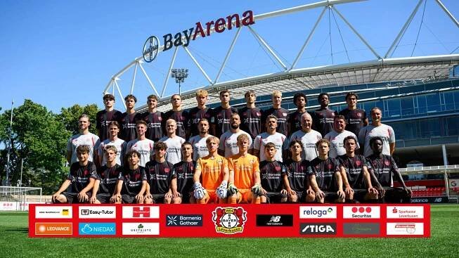 U17